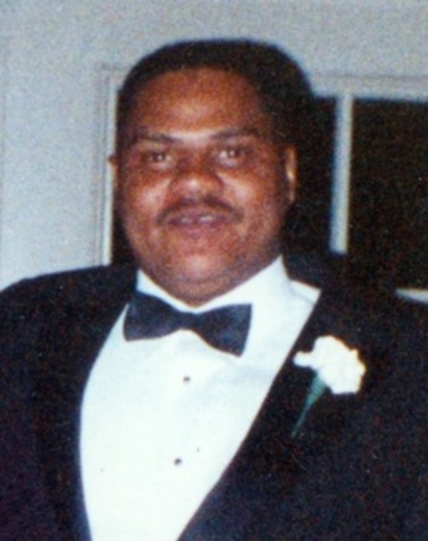 Leon Robinson Obituary
